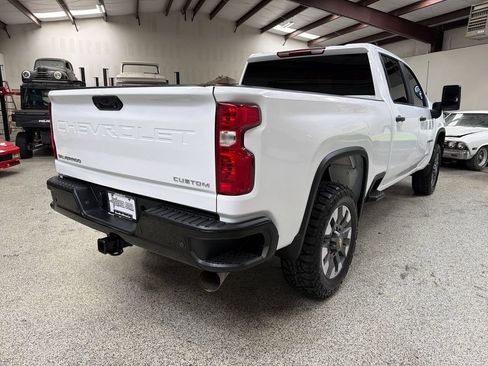 Used 2024 Chevrolet Silverado 2500 Custom w/ Custom Value Package AWD/4WD image 7