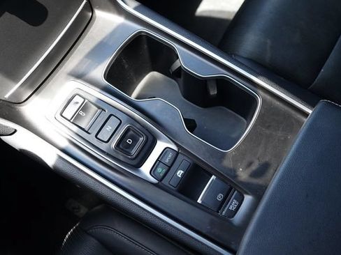 Used 2022 Honda Accord Sport image 32