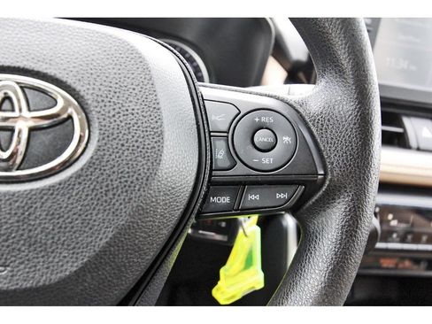 Used 2019 Toyota RAV4 LE w/ All Weather Liner Package FWD image 20