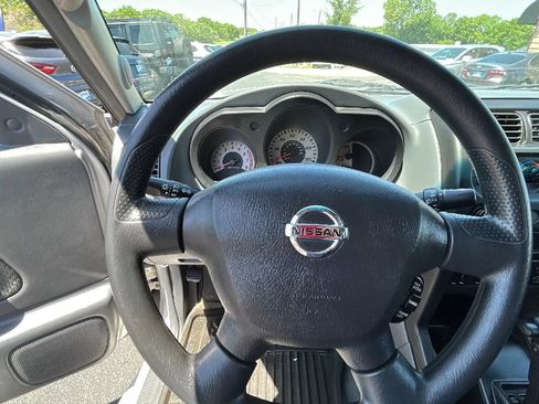 Used 2004 Nissan Xterra XE RWD image 17