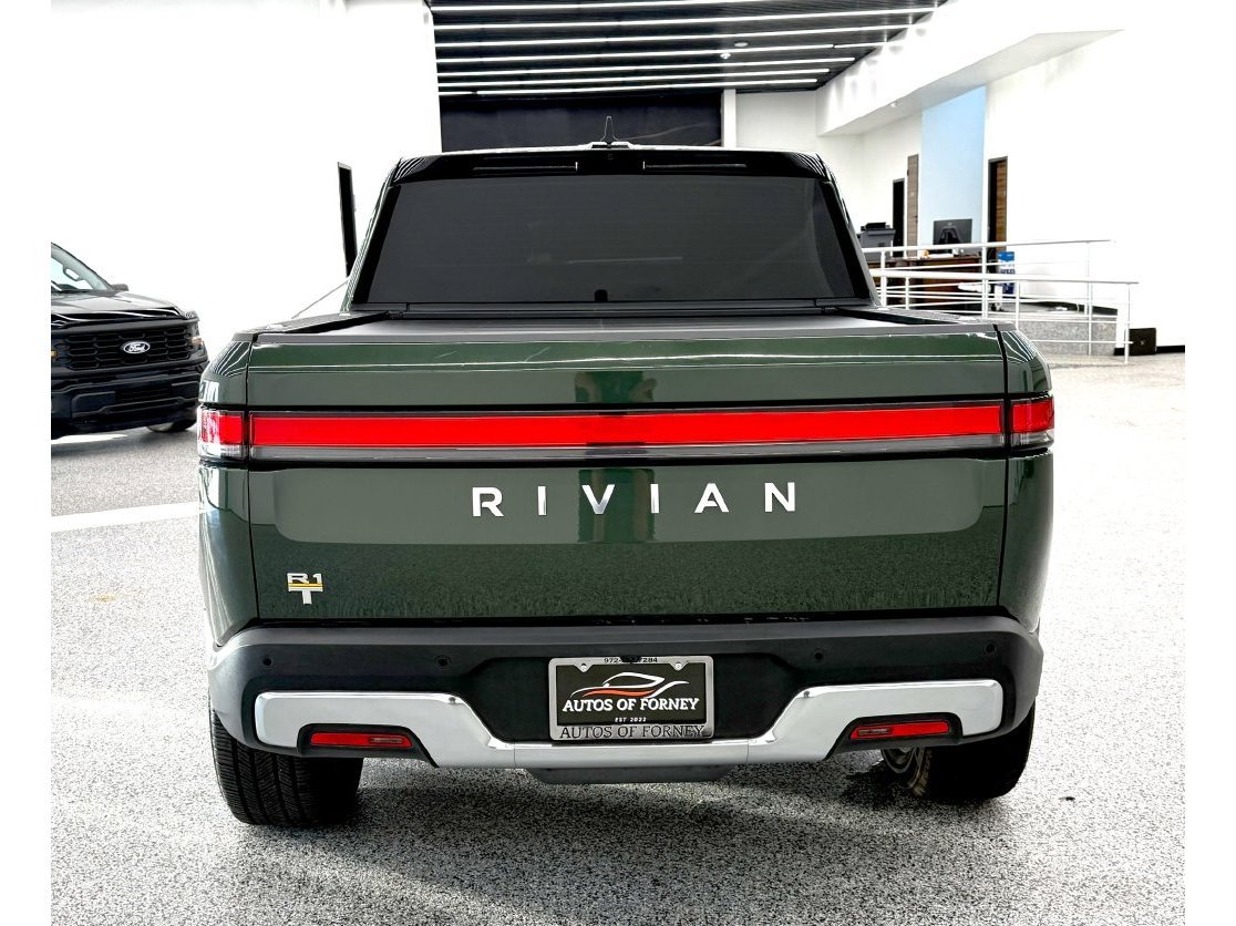 Used 2022 Rivian R1T Adventure AWD/4WD image 2