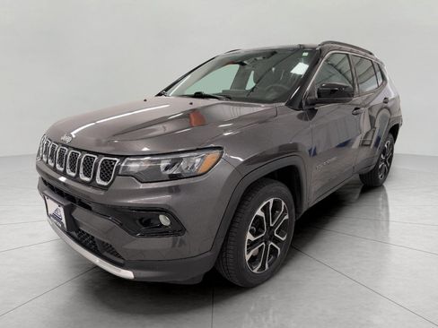 Used 2023 Jeep Compass Limited AWD/4WD image 12