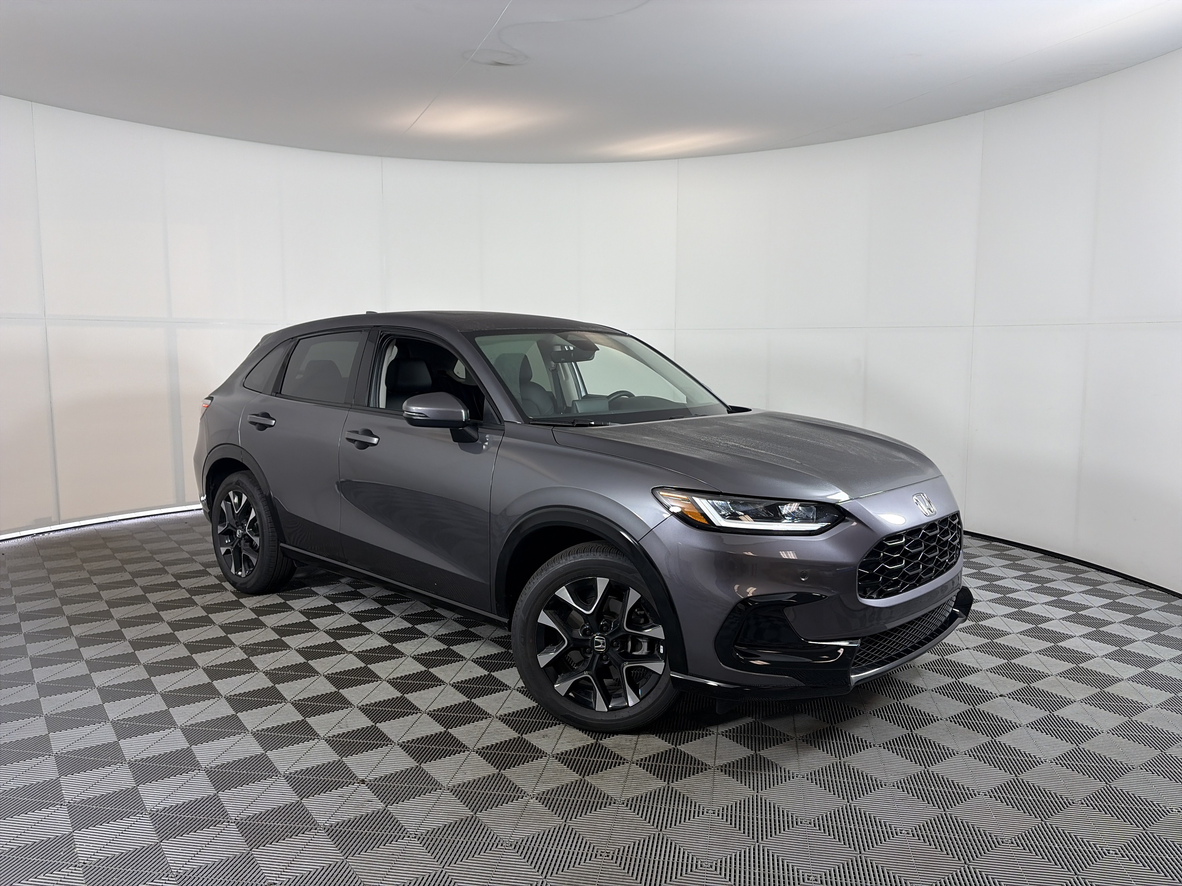 Used 2026 Honda HR-V EX-L image 1
