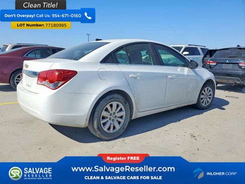 Used 2011 Chevrolet Cruze LS image 4