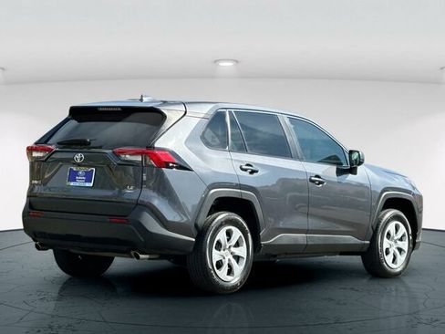 Used 2023 Toyota RAV4 LE AWD/4WD image 6