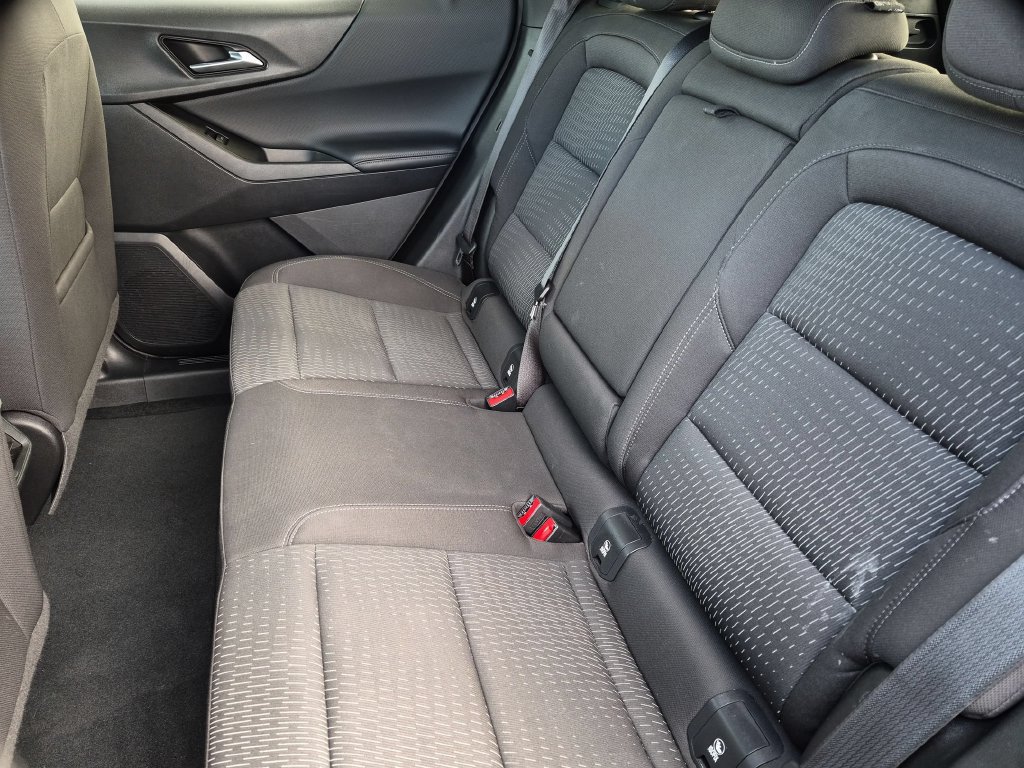 Used 2025 Chevrolet Equinox LT FWD image 28