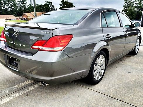 Used 2006 Toyota Avalon Touring FWD image 9