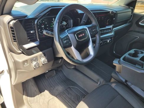 Used 2023 GMC Sierra 1500 SLE AWD/4WD image 14