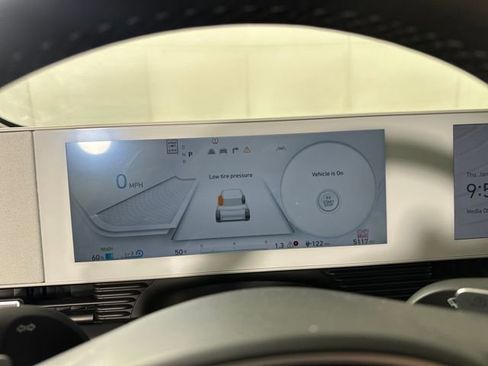 Used 2024 Hyundai Ioniq 5 SEL image 17