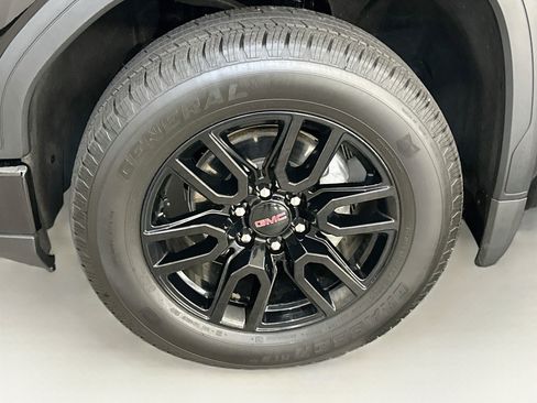 Used 2024 GMC Sierra 1500 Pro w/ Graphite Edition AWD/4WD image 34