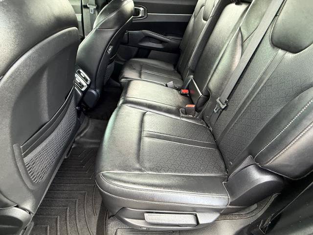 Used 2023 Kia Sorento S FWD image 12