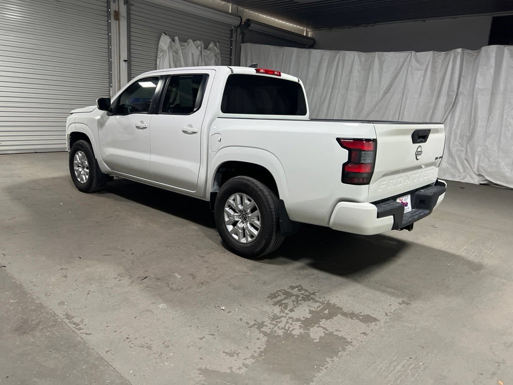 Used 2023 Nissan Frontier SV w/ Tow Package AWD/4WD image 5