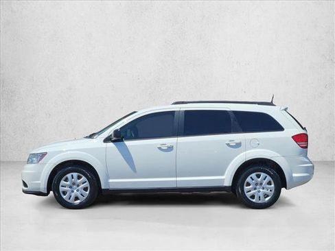 Used 2020 Dodge Journey SE FWD image 5
