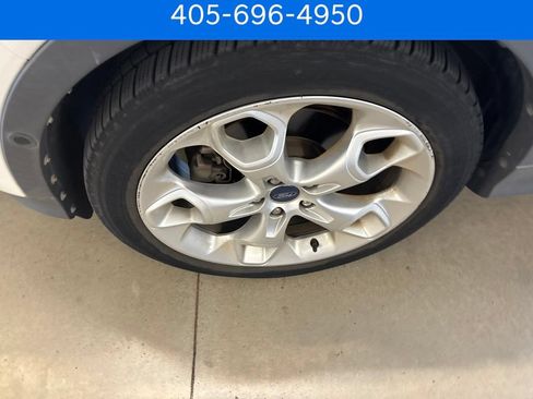 Used 2013 Ford Escape Titanium w/ Parking Technology Pkg AWD/4WD image 2