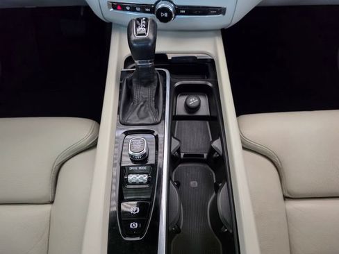 Used 2020 Volvo XC60 T5 Inscription FWD image 36