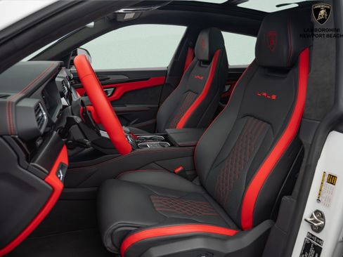 Used 2024 Lamborghini Urus S AWD/4WD image 12