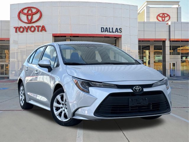 Used 2024 Toyota Corolla LE FWD image 1