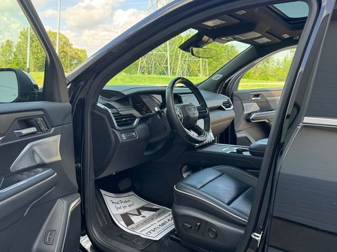 Used 2024 GMC Acadia Denali w/ Super Cruise Package AWD/4WD image 2