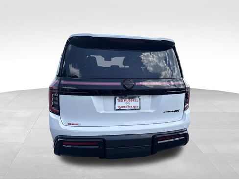 Used 2025 Nissan Armada PRO-4X image 5