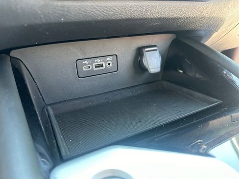 Used 2025 Nissan Altima 2.5 SR AWD/4WD image 19