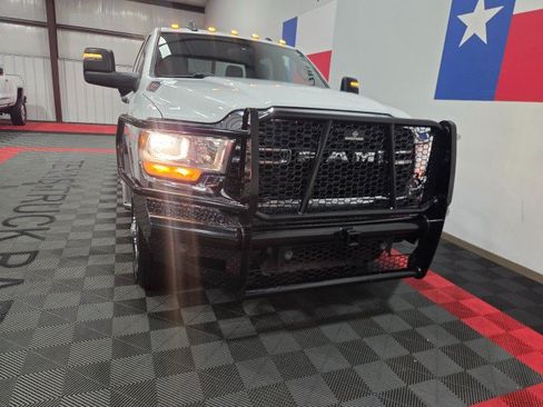 Used 2023 RAM 3500 Tradesman w/ Towing Technology Group AWD/4WD image 21
