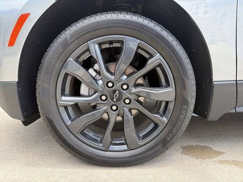 Used 2023 Chevrolet Equinox RS AWD/4WD image 12