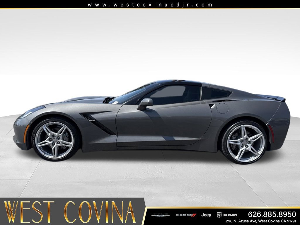Used 2015 Chevrolet Corvette Stingray Coupe w/ Battery Protection Package RWD image 9