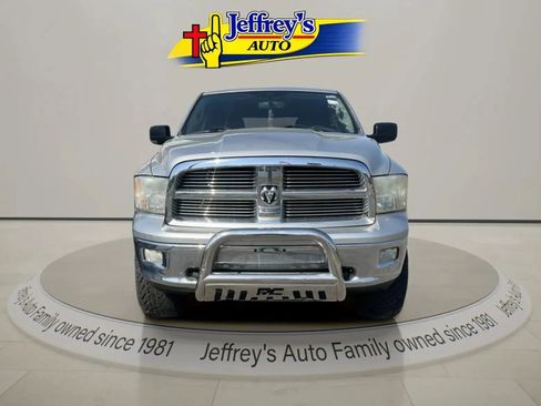 Used 2012 RAM 1500 Big Horn w/ Luxury Group AWD/4WD image 4