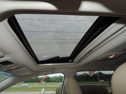 Used 2017 Subaru Outback 2.5i Limited image 12