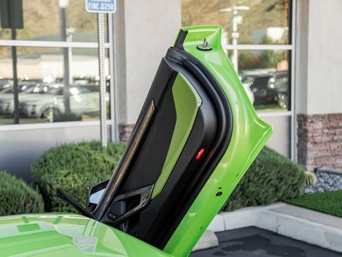 Used 2013 Lamborghini Aventador LP 700-4 image 20