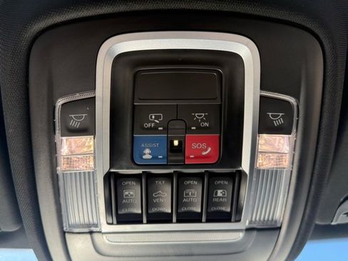 Used 2023 RAM 1500 Big Horn image 16