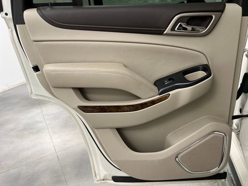 Used 2015 GMC Yukon Denali w/ Touring Package image 17