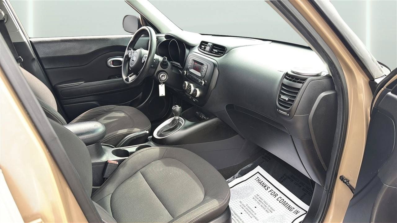 Used 2016 Kia Soul FWD image 15