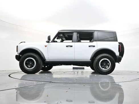 New 2025 Ford Bronco Badlands w/ Sasquatch Package image 29