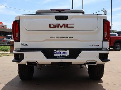 Certified 2025 GMC Sierra 1500 AT4 w/ Technology Package AWD/4WD image 5