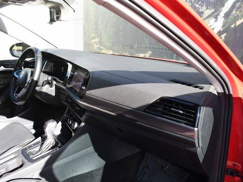 Used 2023 Volkswagen Jetta SEL image 25