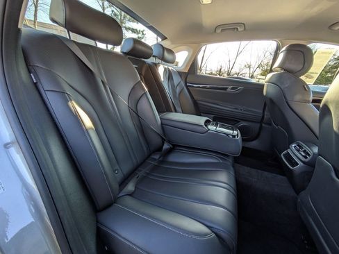 Used 2023 Genesis G80 2.5T image 28