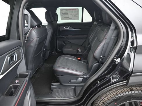 New 2026 Ford Explorer ST RWD image 18