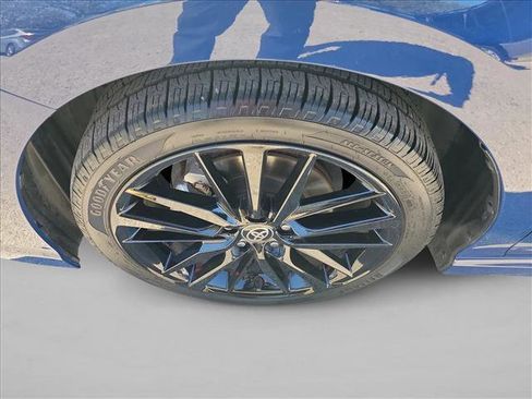 Used 2024 Toyota Camry XSE image 9