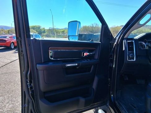 Used 2016 RAM 3500 Laramie image 3