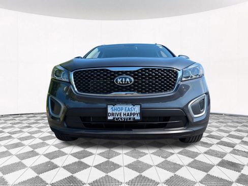 Used 2017 Kia Sorento FWD image 13