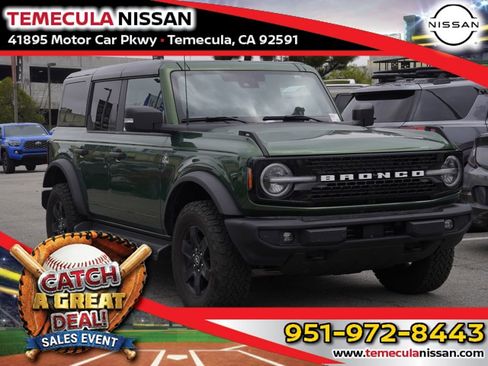 Used 2025 Ford Bronco Outer Banks AWD/4WD image 1