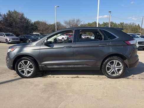 Used 2016 Ford Edge Titanium image 8