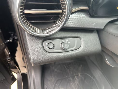 New 2026 Chevrolet Trax ACTIV FWD image 8