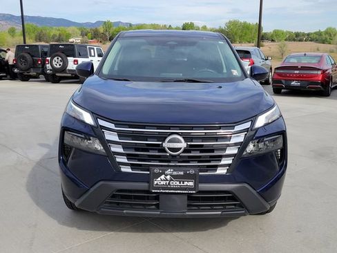 Used 2024 Nissan Rogue SV AWD/4WD image 5