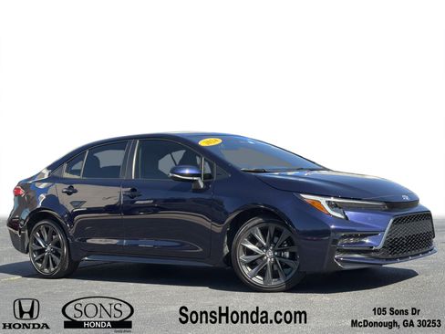 Used 2024 Toyota Corolla SE image 1