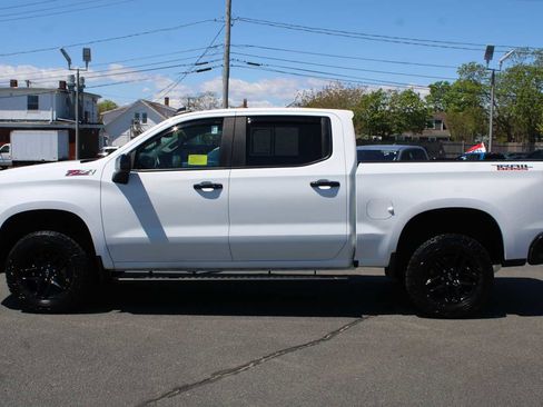 Used 2021 Chevrolet Silverado 1500 LT Trail Boss w/ Convenience Package II AWD/4WD image 4