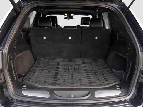 Used 2015 Jeep Grand Cherokee Limited image 16