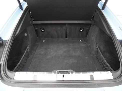 Certified 2023 Porsche Panamera image 10