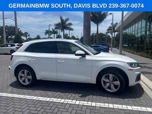 Used 2018 Audi Q5 2.0T Premium Plus w/ Premium Plus Package AWD/4WD image 4